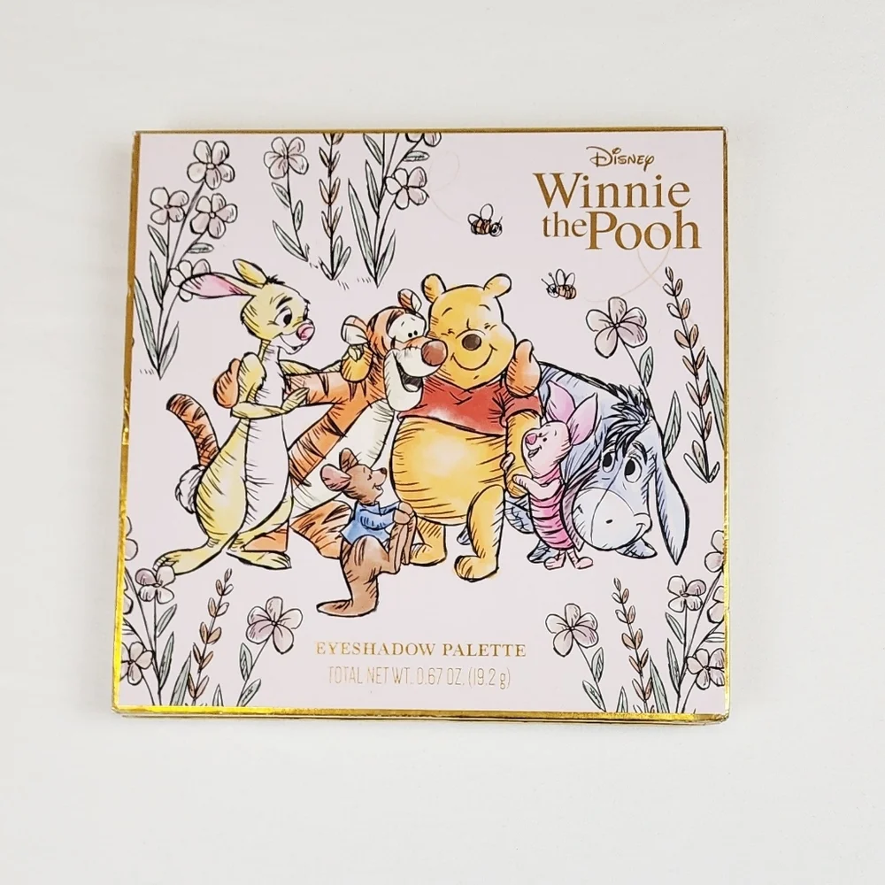 Disney Winnie the Pooh 16 Shade Eyeshadow Palette
